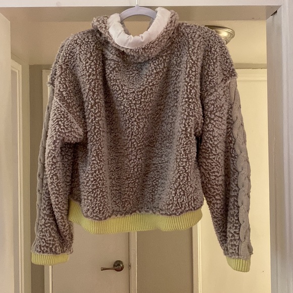 Free People pullover - Picture 4 of 4